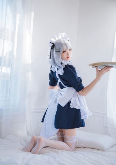 带着它去上课不准自己取下来_十万网红美女美酱