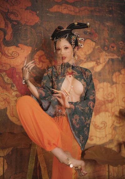 HEYZO高无码国产精品试衣间_BD英语全集免费播放